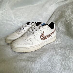 Nike Court Borough Low 2 Sneakers DM8096-100